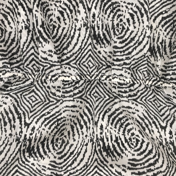 Forever 21 Sheer Tank Top - Picture 3 of 4